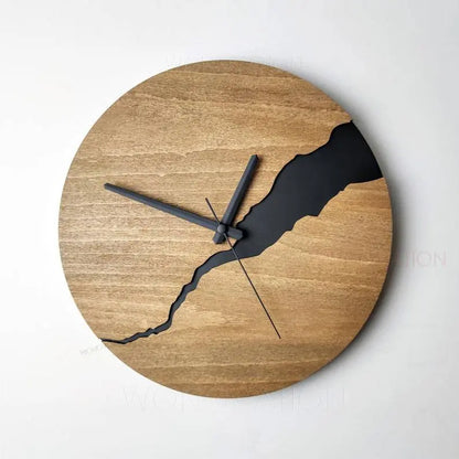 Timber Grandeur: The Exquisite Wooden Watch for the Elegant Connoisseur! clockncozy